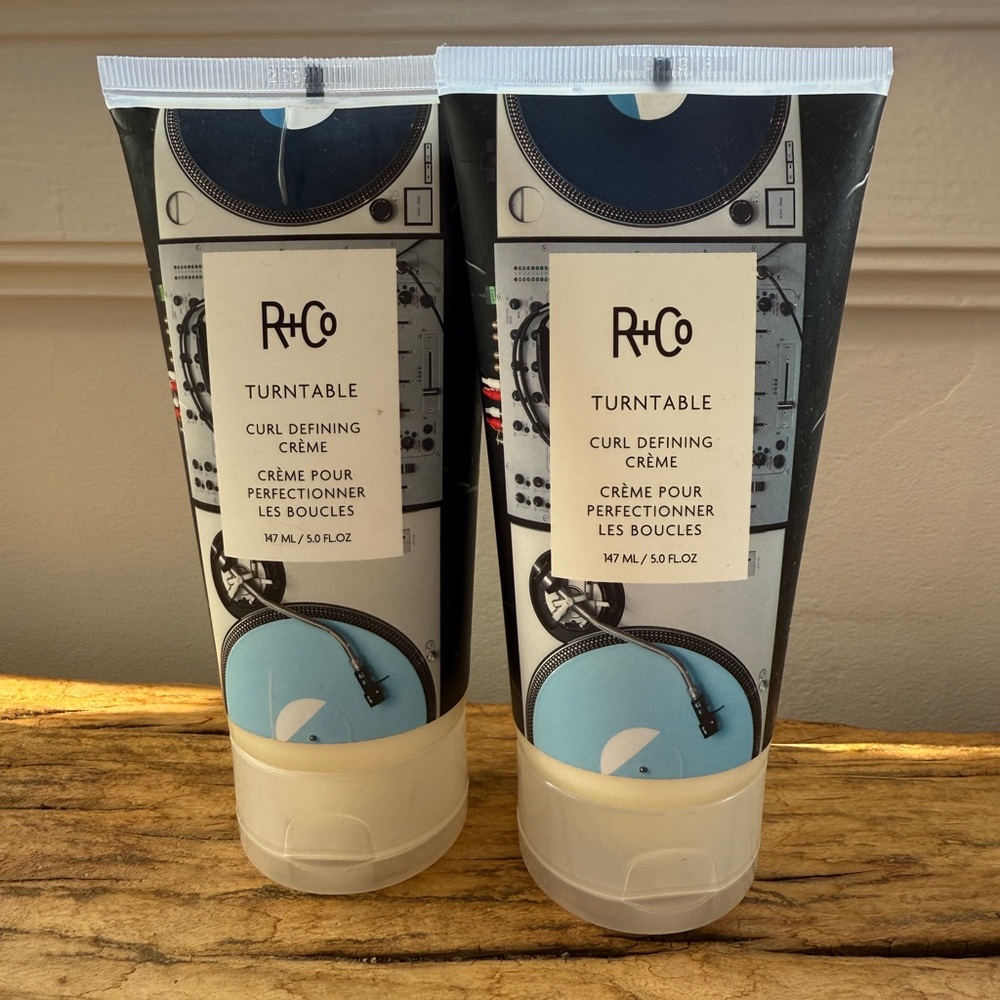2 for 1! R+Co Turntable Curl Defining Crème
